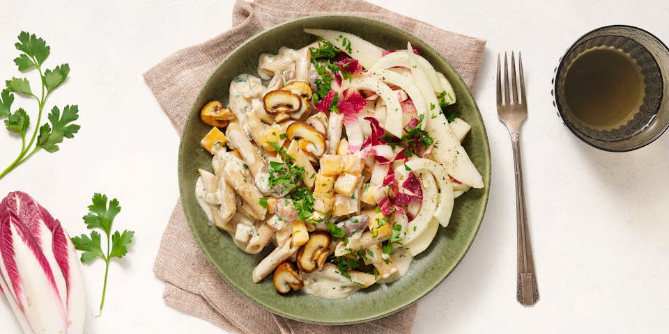 2025 07 WB VEGA truffelpasta kastanjechampignons met venkelpeerroodlof sla 18081 1