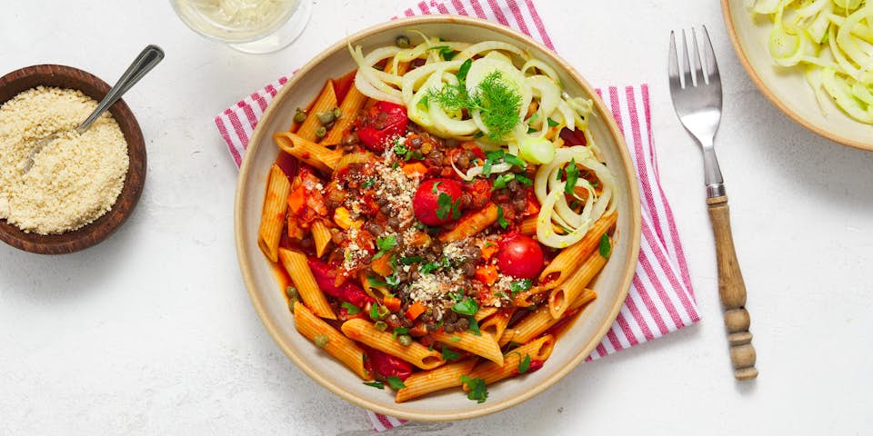 Penne met linzen ragú en Italian aged | Maaltijdbox recepten