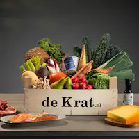 Aardappelsalade met boerenkool, radijs en peterseliedressing