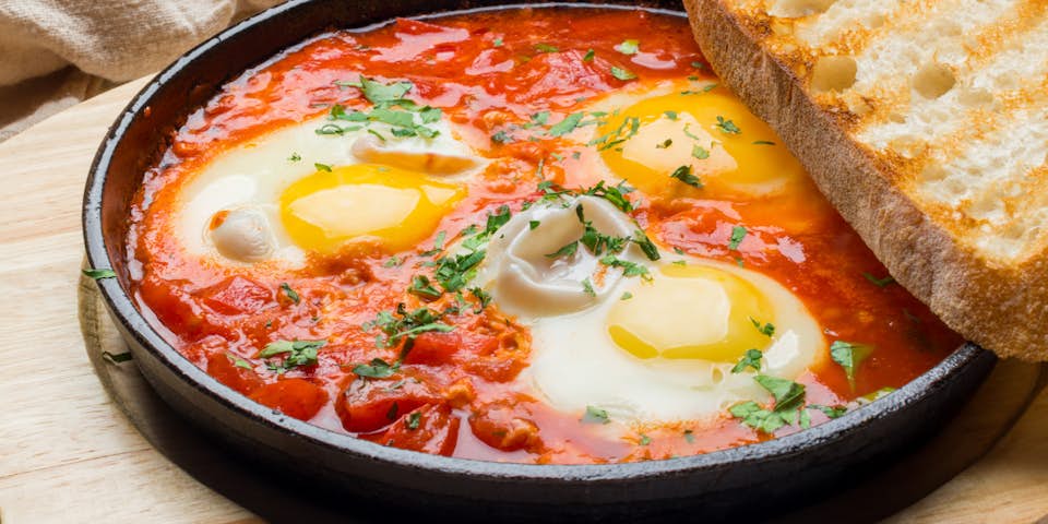 Shakshuka met venkel en stokalde Fryske kaas | Maaltijdbox recepten