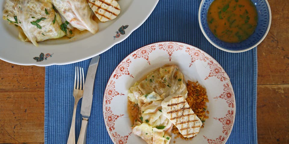 2168 Spitskoolrolletjes Met Bulgur En Gegrilde Halloumi