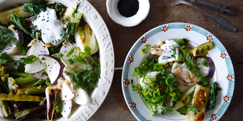 2718 Kabeljauw Met Gegrilde Prei Koolraap Paksoi Dille Munt En Yoghurt