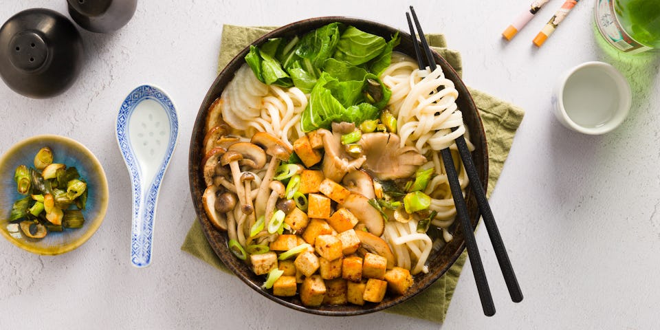 Wk 3 VGN Ramen met tofu paksoi rettich en paddenstoelen